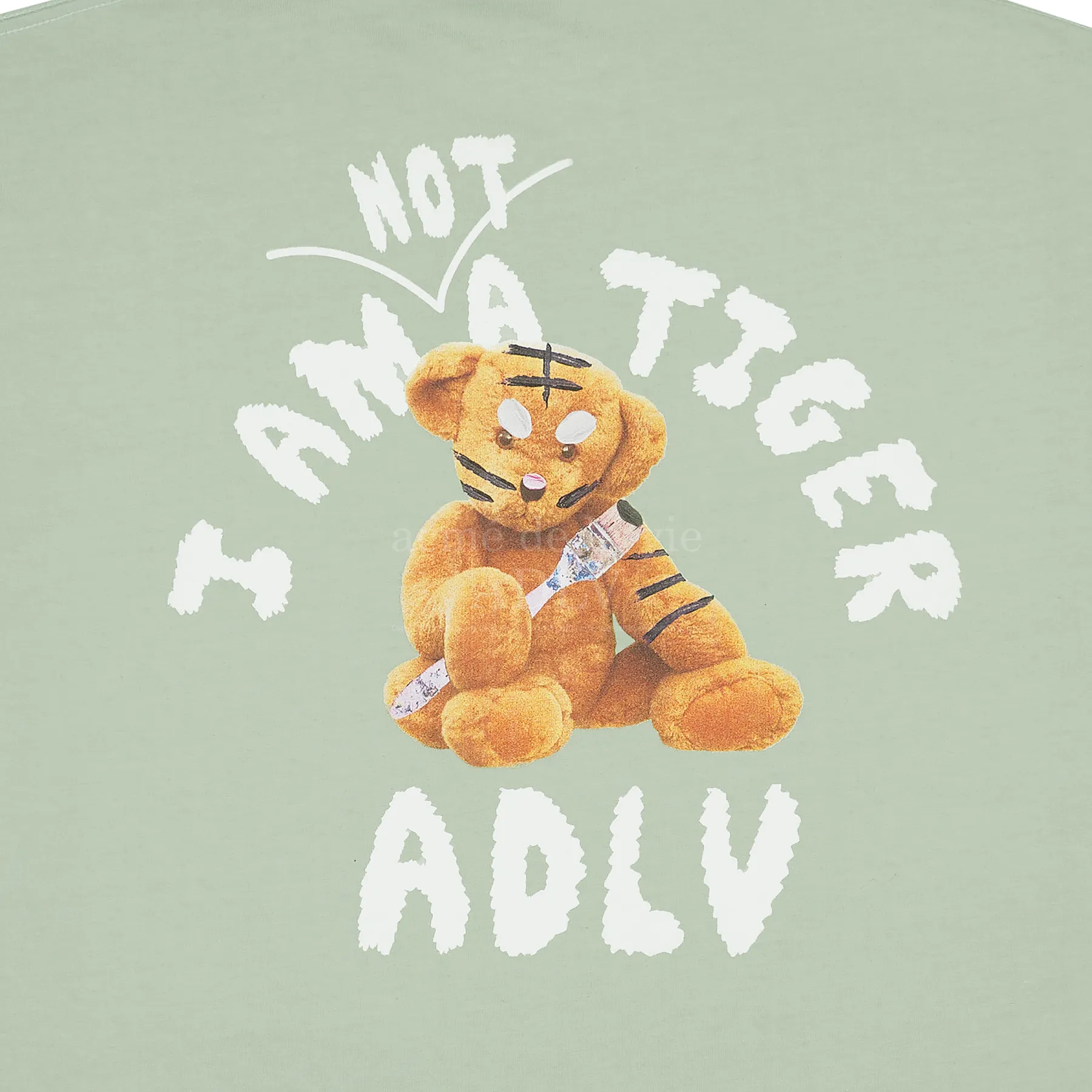 acmé de la vie (ADLV) Tiger Teddy Bear Doll Short-Sleeve T-Shirt Mint