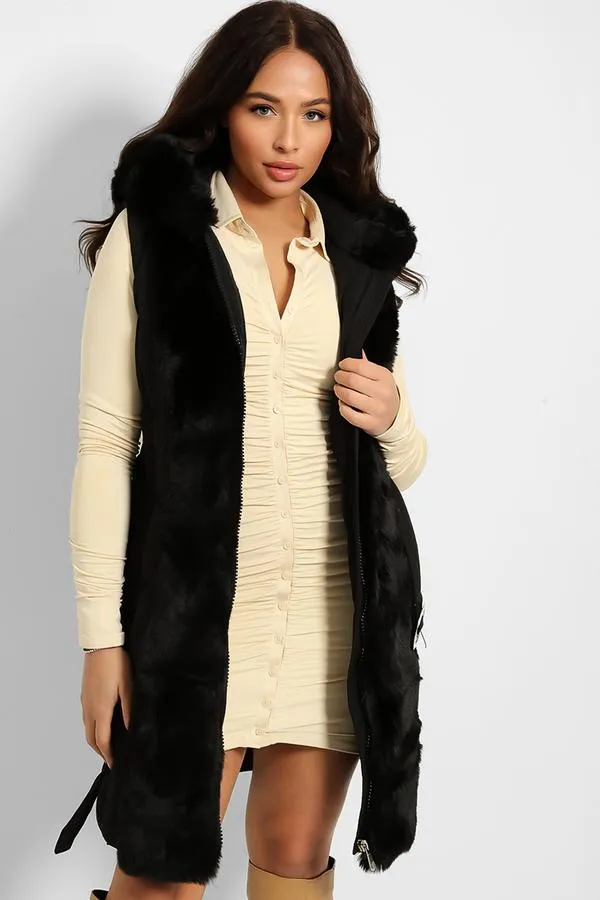 BLACK FAUX FUR TRIMMED HOODED PUFFER GILET