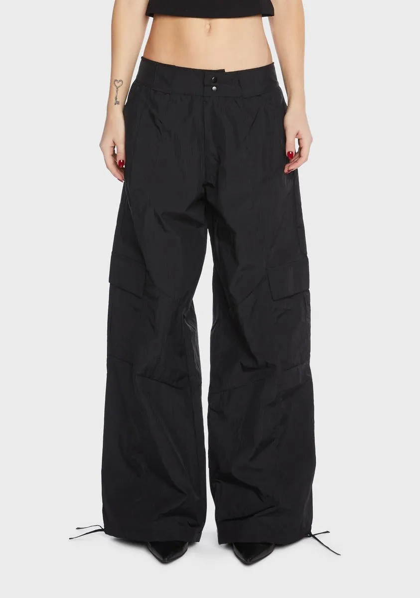 Black Low-Rise Cargo Pants