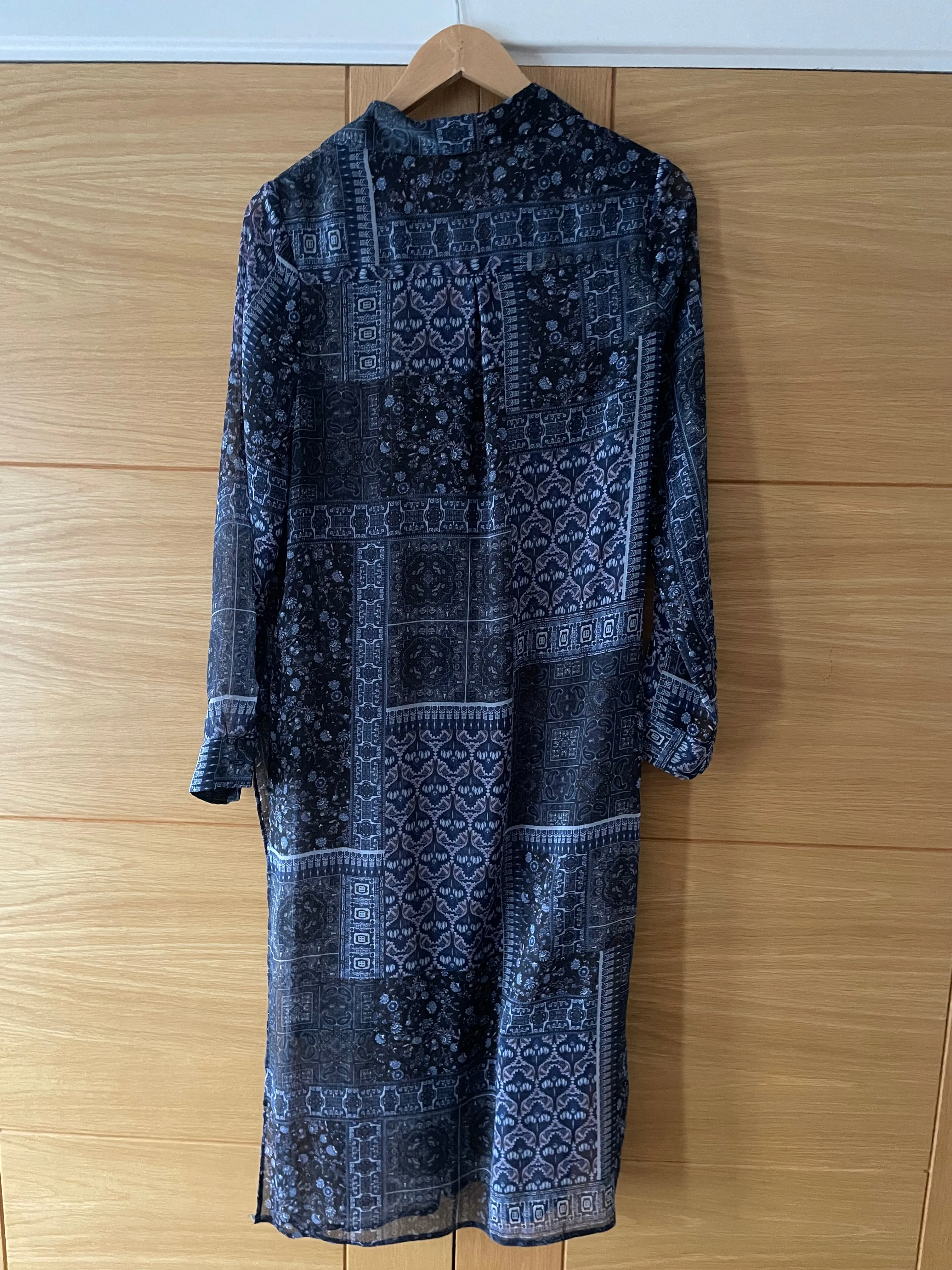 Blue Print Long Chiffon Tunic with Side Splits - Size 12