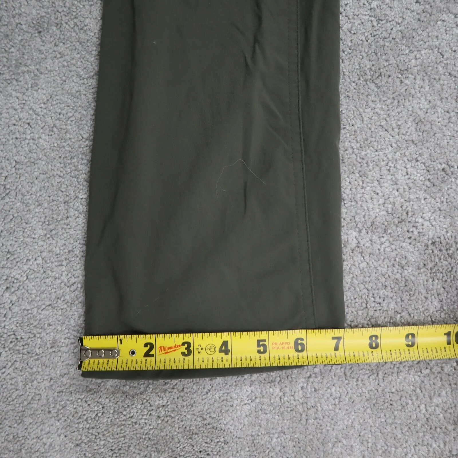 Columbia Womens Cargo Pant City Slickerz II Roll-Up Hiking Olive Size 2 Regular