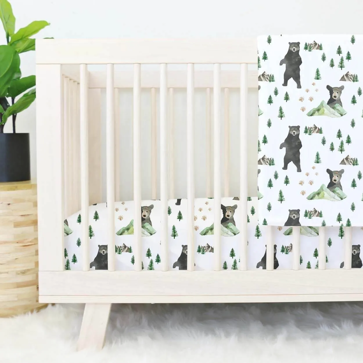 Crib Sheet - Brody's Bear & Mountain Adventure