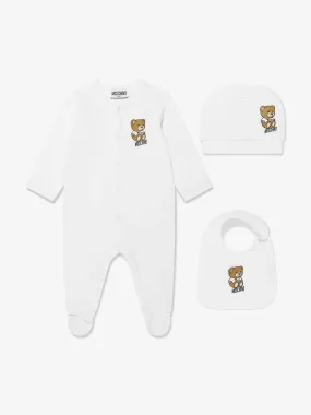 Moschino Baby Teddy Logo Babgrow Gift Set (3 Piece) in White