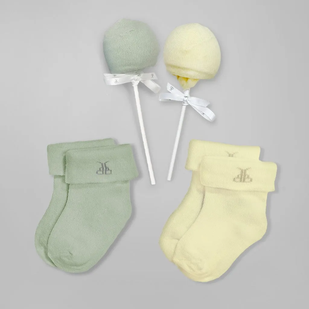 My First Steiff Socks and Blanket New Baby Gift Set, Neutral