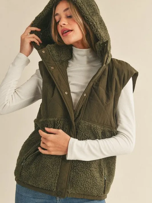 Quilted   Teddy Chilly Szn Vest in Dark Olive