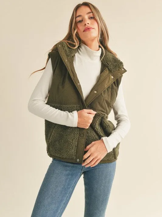 Quilted   Teddy Chilly Szn Vest in Dark Olive